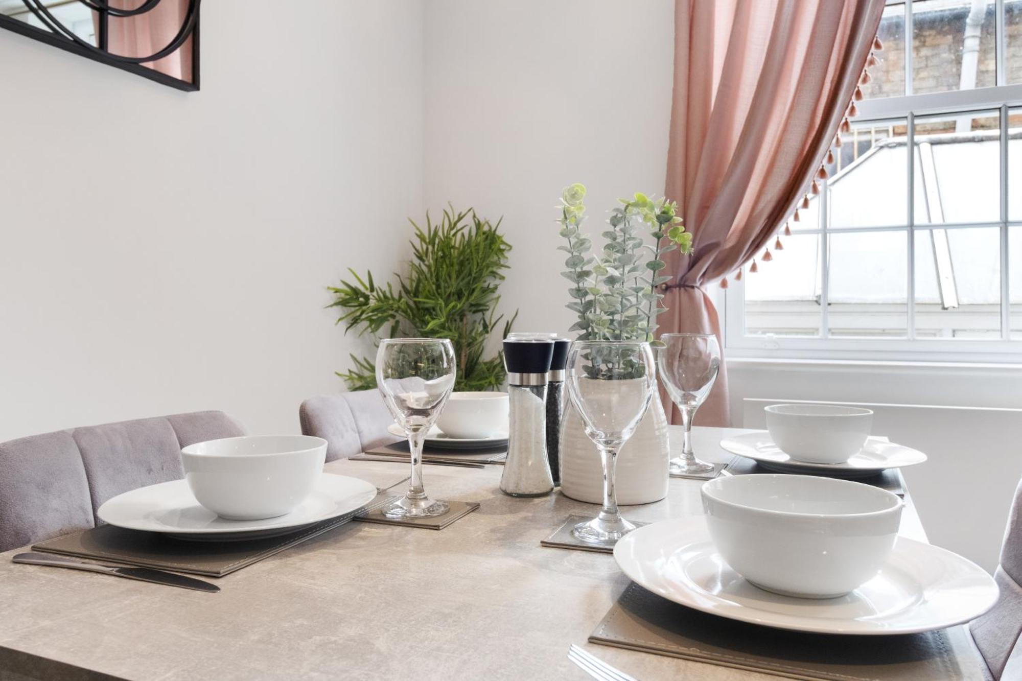 Whiskawaystays - Victoria House - 2 * Worcester